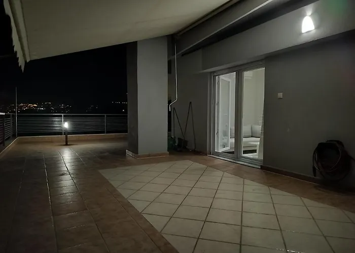Panoramic View - 1 Bdr Penthouse - 300m From Metro Station 公寓 塞萨洛尼基