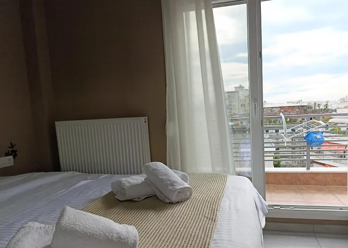 Panoramic View - 1 Bdr Penthouse - 300m From Metro Station