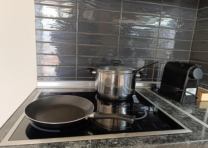 Panoramic View - Lux 1 Bdr Penthouse With Stunning View - 300m From Metro סלוניקי